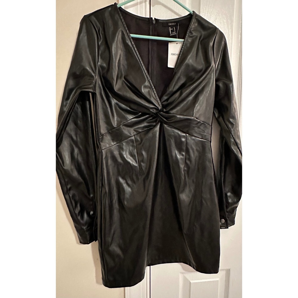 Forever 21 Womens Black Faux Leather Twist  V-Neck Long Sleeve Mini Dress L NWT